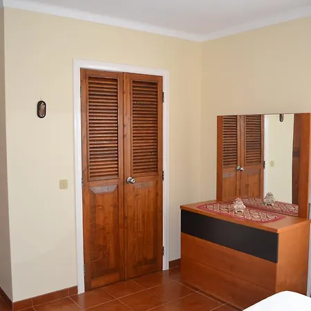 Holiday home Porto Martins Holiday